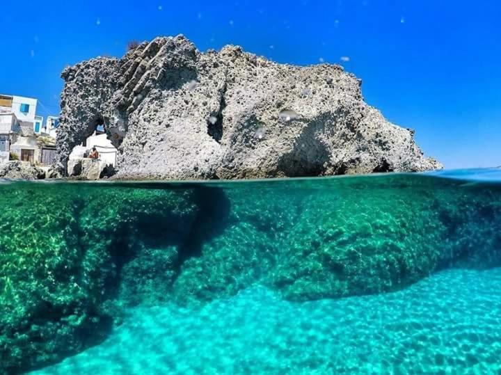 Appartamento Anatoli Kímolos Esterno foto